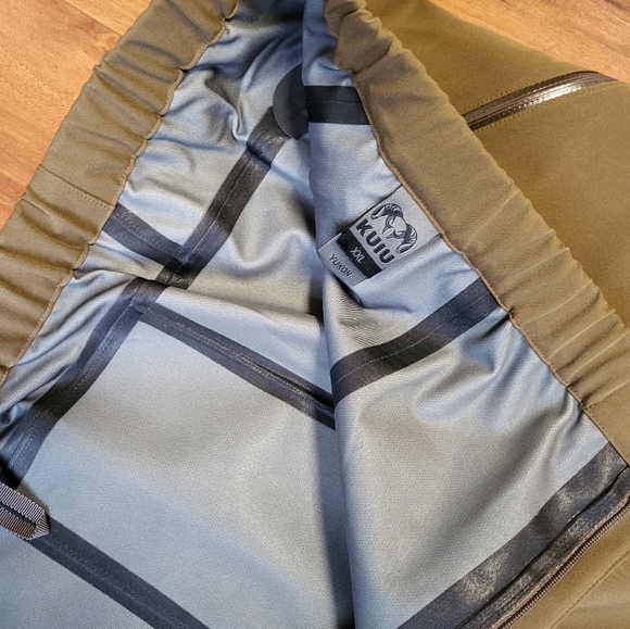 Kuiu Yukon Rain Gear Set - Picture 8 of 9